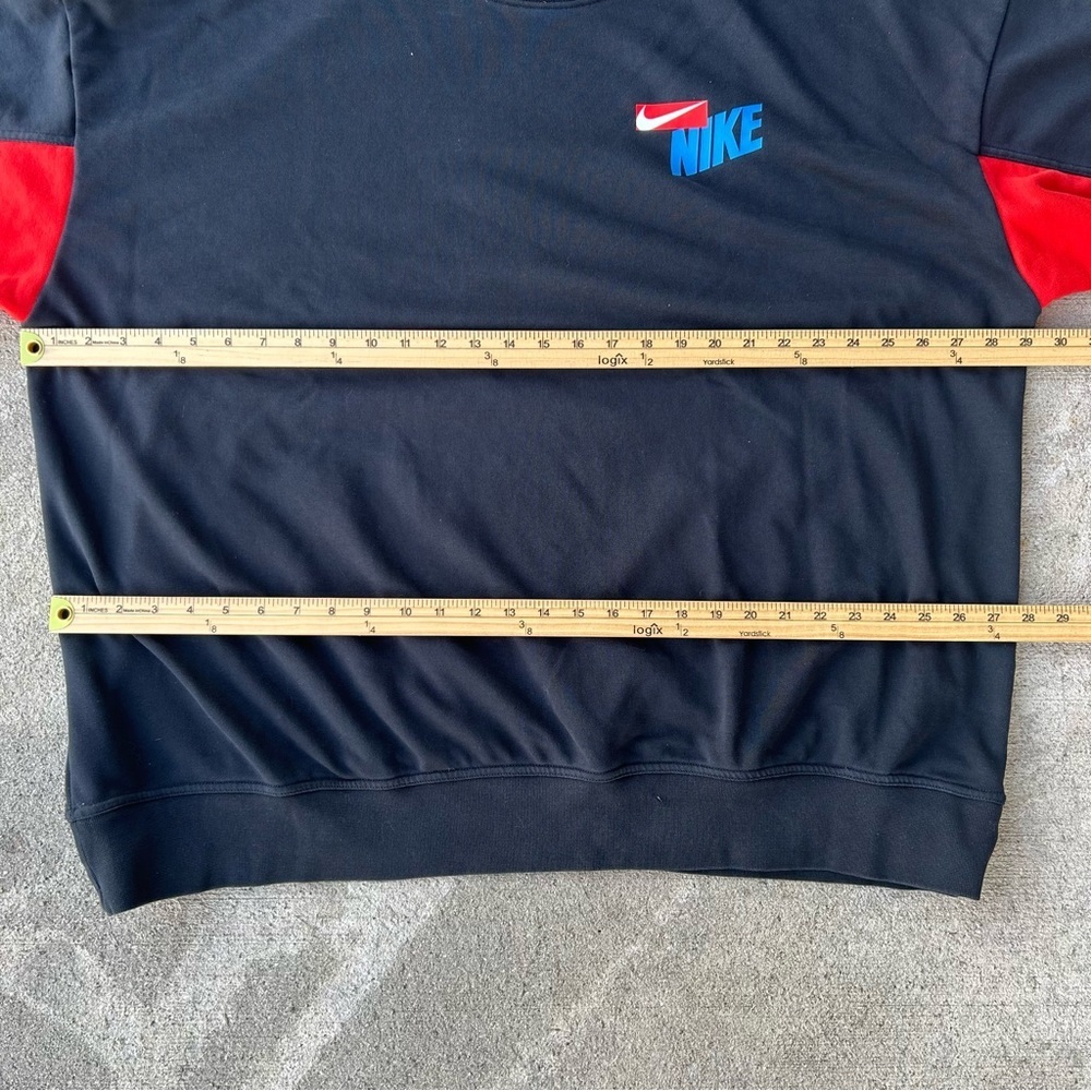 Nike Men's Black Sweater with Red and Blue Accents - Picture 5 of 10